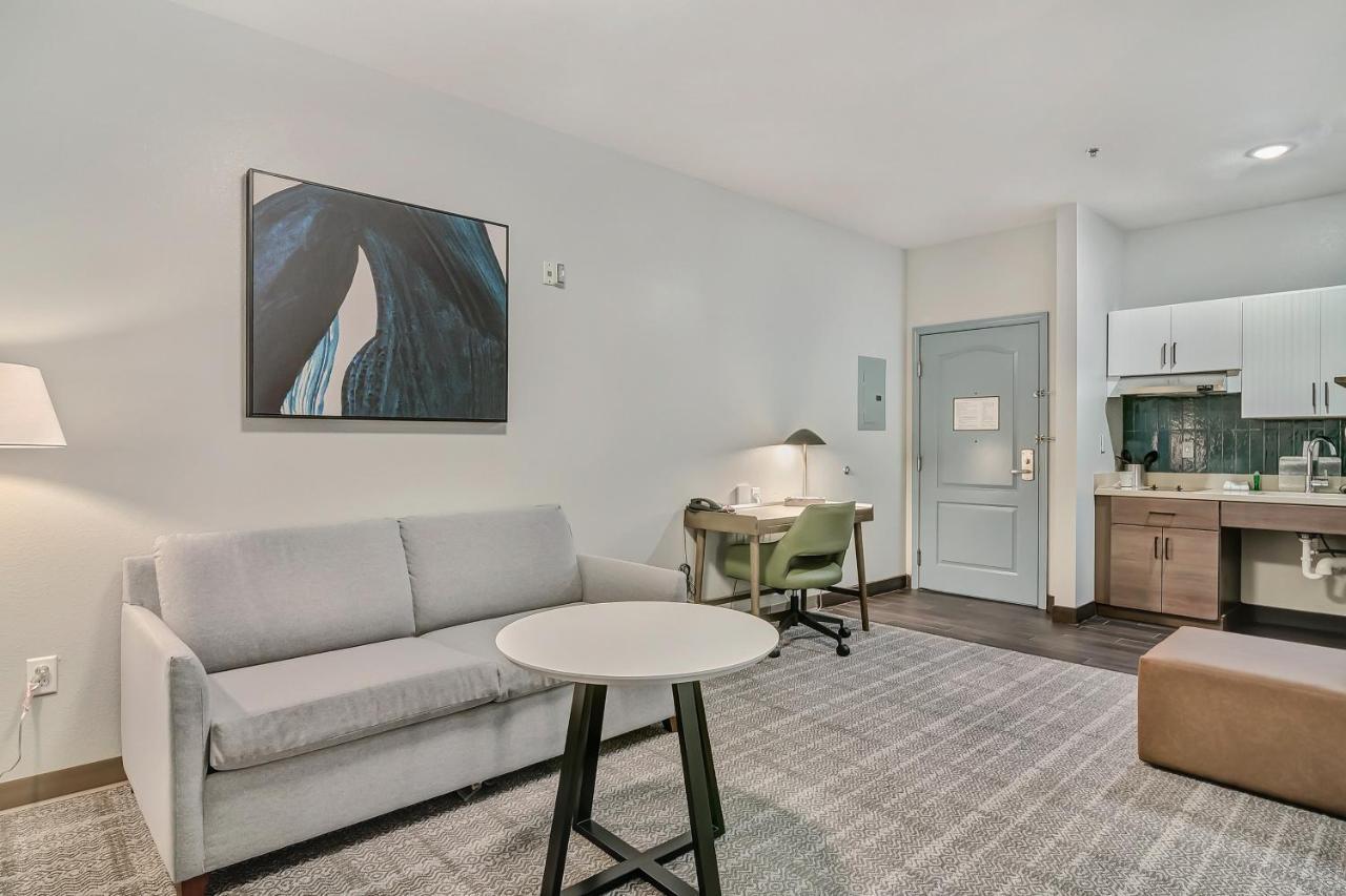 Hotel Staybridge Area By Ihg