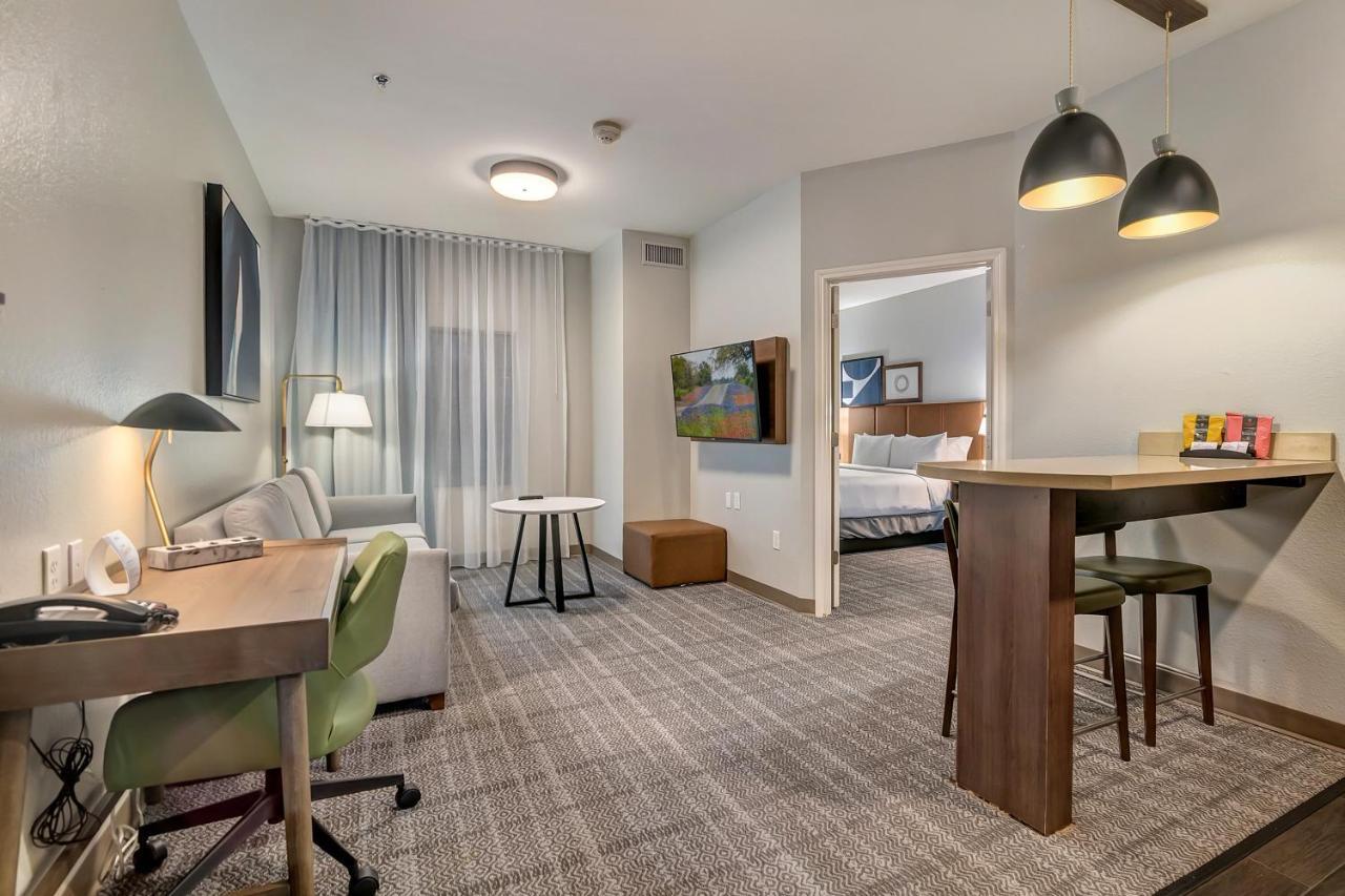 Staybridge Area By Ihg Hotel 3*