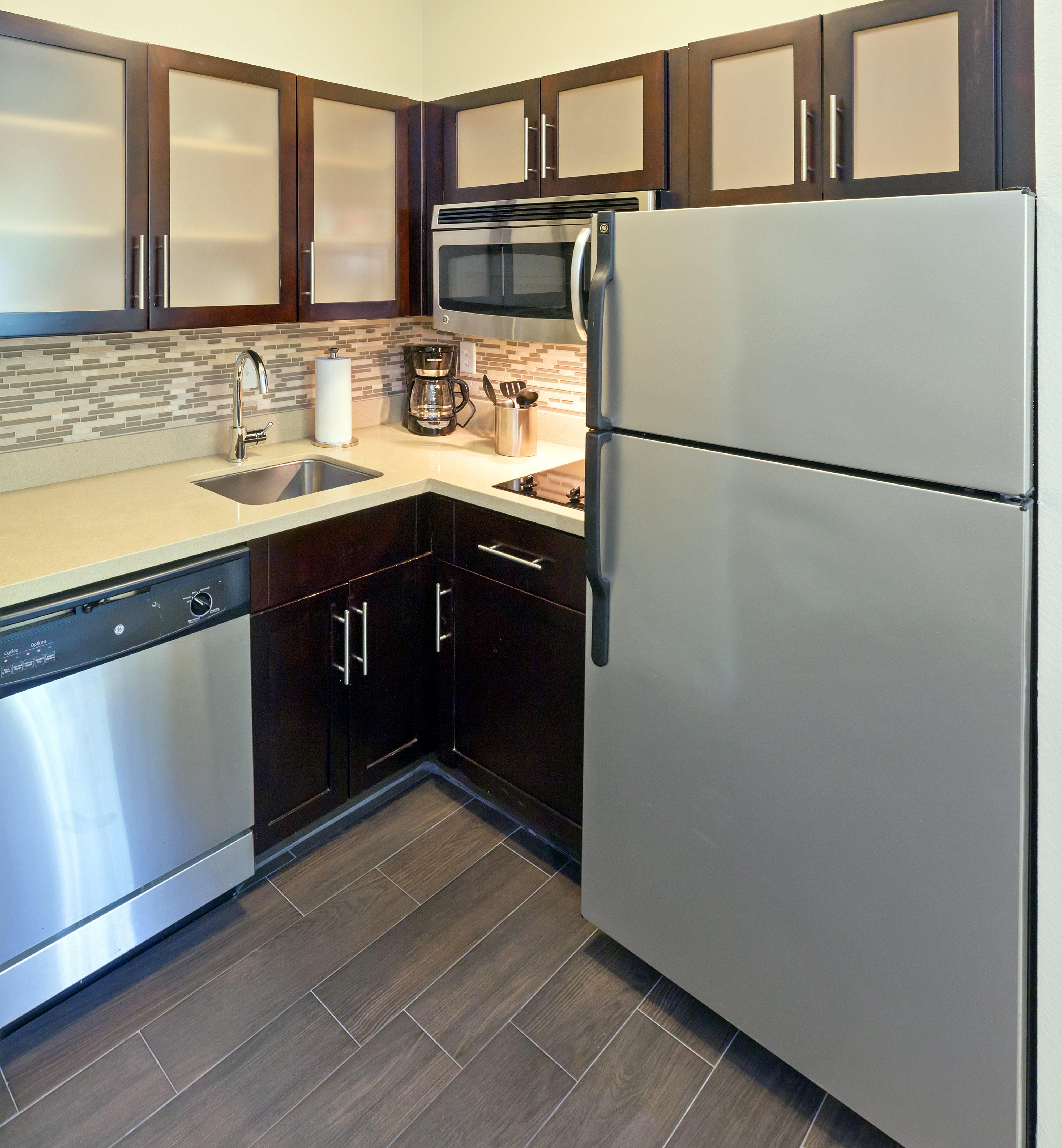Staybridge Area By Ihg Hotel 3*