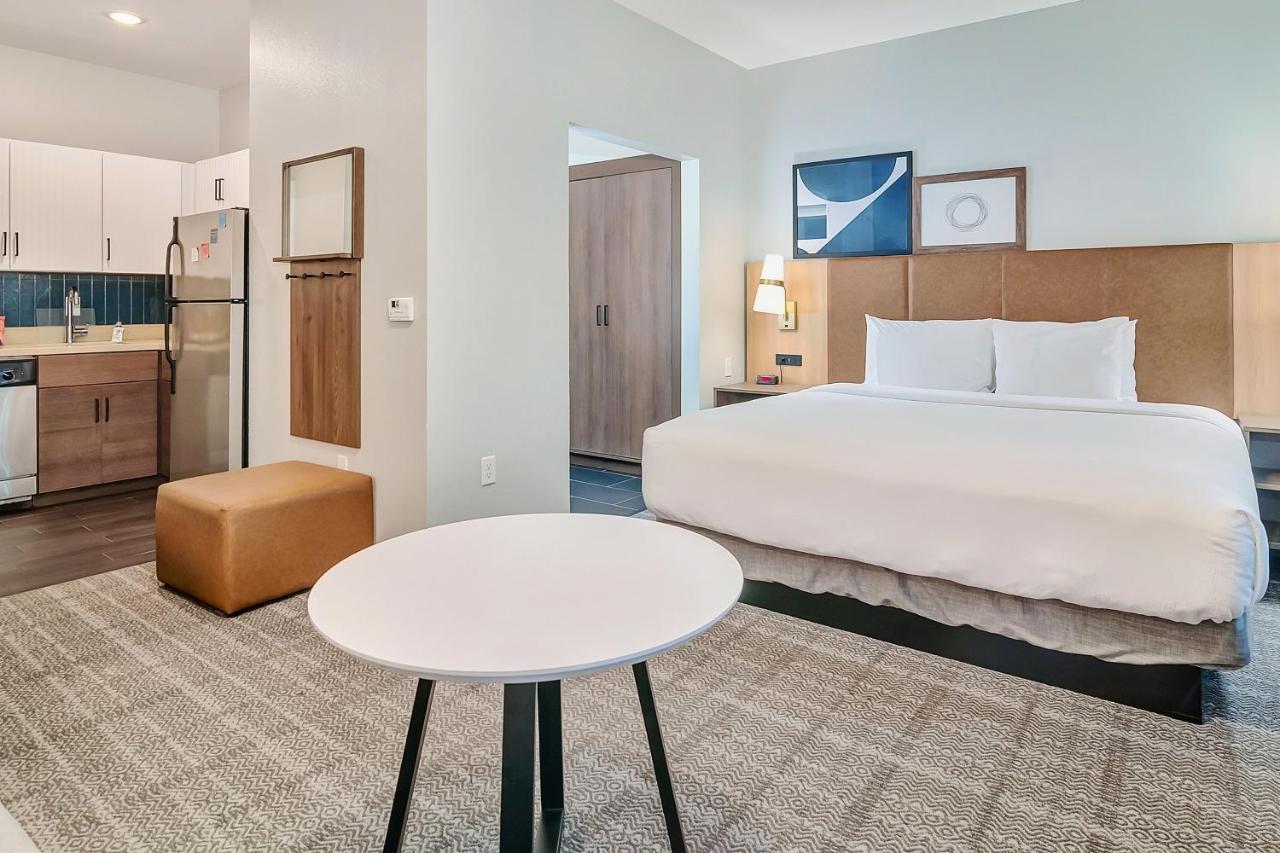 Hotel Staybridge Area By Ihg 3*
