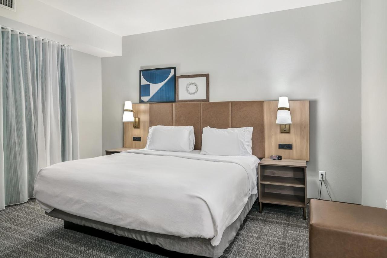 Staybridge Area By Ihg Hotel 3*
